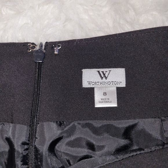 ***5/25*** Worthington Skirt - Picture 4 of 5